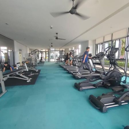 R&F Princess Cove Seaview High Floor Johor Bahru Exterior photo